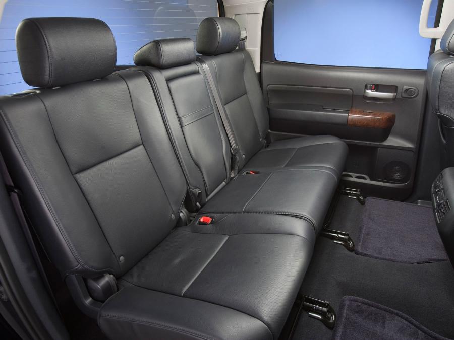  Toyota Tundra CrewMax Platinum Package 2009 года  (фото 23 из 23)